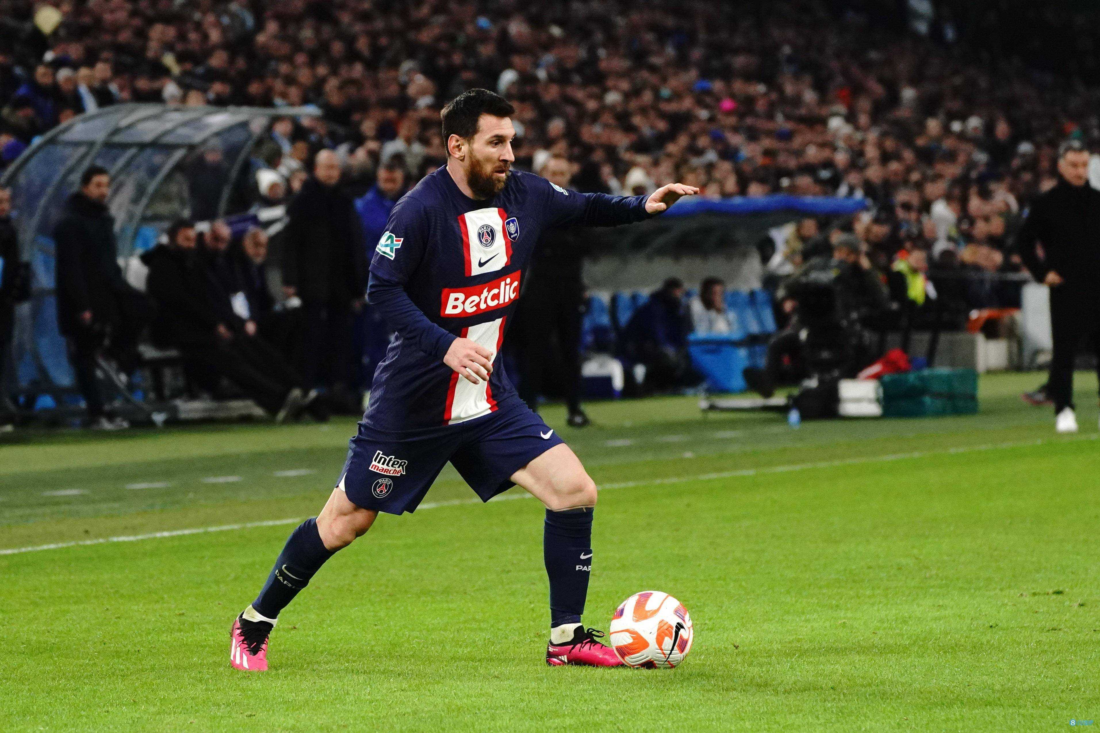 世界杯皇冠足球平台_马卡谈FIFA年度最佳:梅西大热世界杯皇冠足球平台,本泽马或再圆梦&姆巴佩首获提名