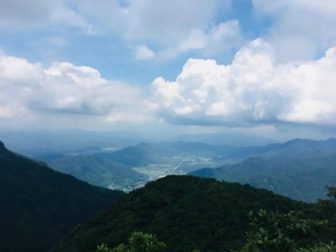 皇冠登一登二登三区别_【广州周边游】从化十登·鸡枕山皇冠登一登二登三区别,一鸣惊人—登广州第二高峰
