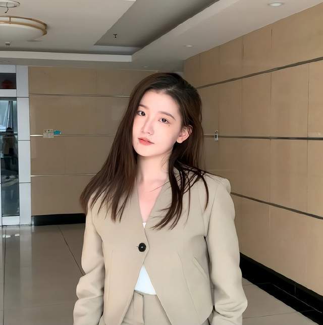 皇冠信用网去哪里弄_别再消费孟羽童了皇冠信用网去哪里弄,她没有背叛了格力,离职只是职场的正常现象
