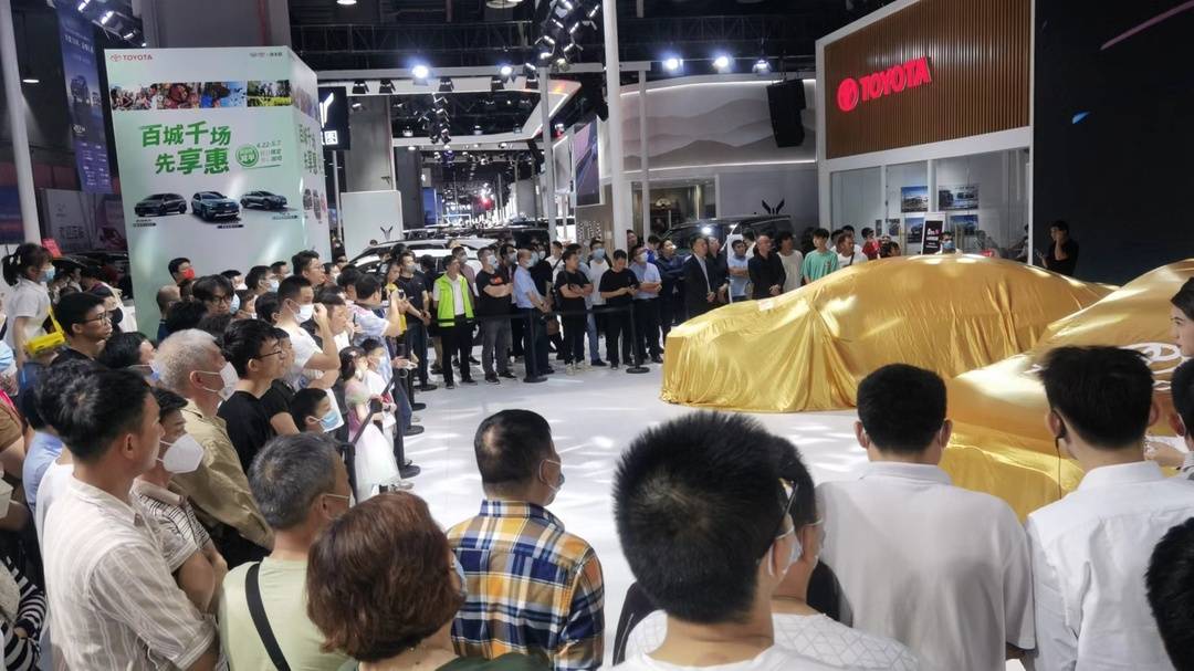 信用网皇冠申请注册_广州买油车补贴1万还送蓝牌信用网皇冠申请注册!车展叠加礼遇领取指南戳→ | 华南国际车展