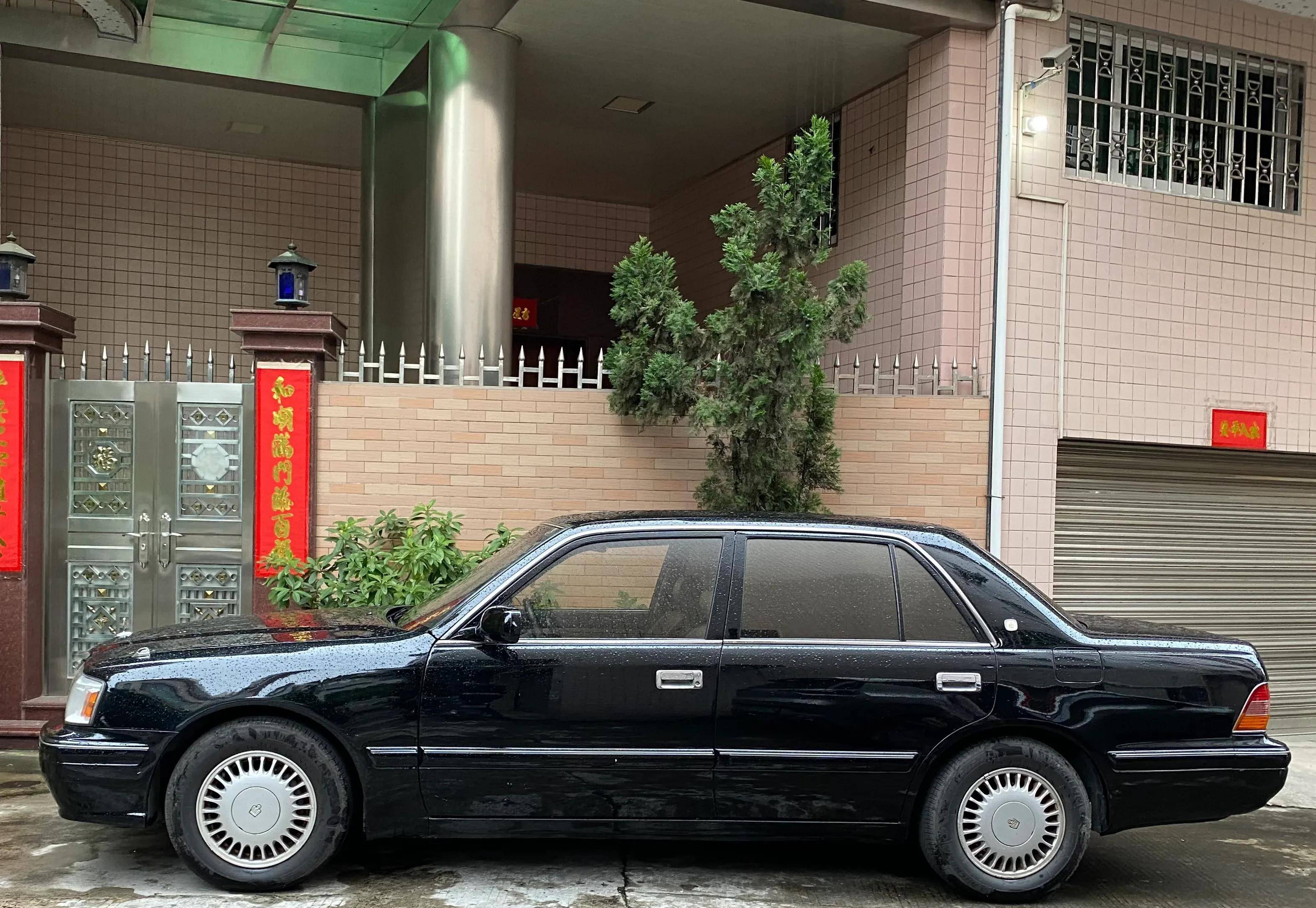 皇冠信用盘可以占几成_梦回1998皇冠信用盘可以占几成,当时80万的车是什么样子的,第十代皇冠155