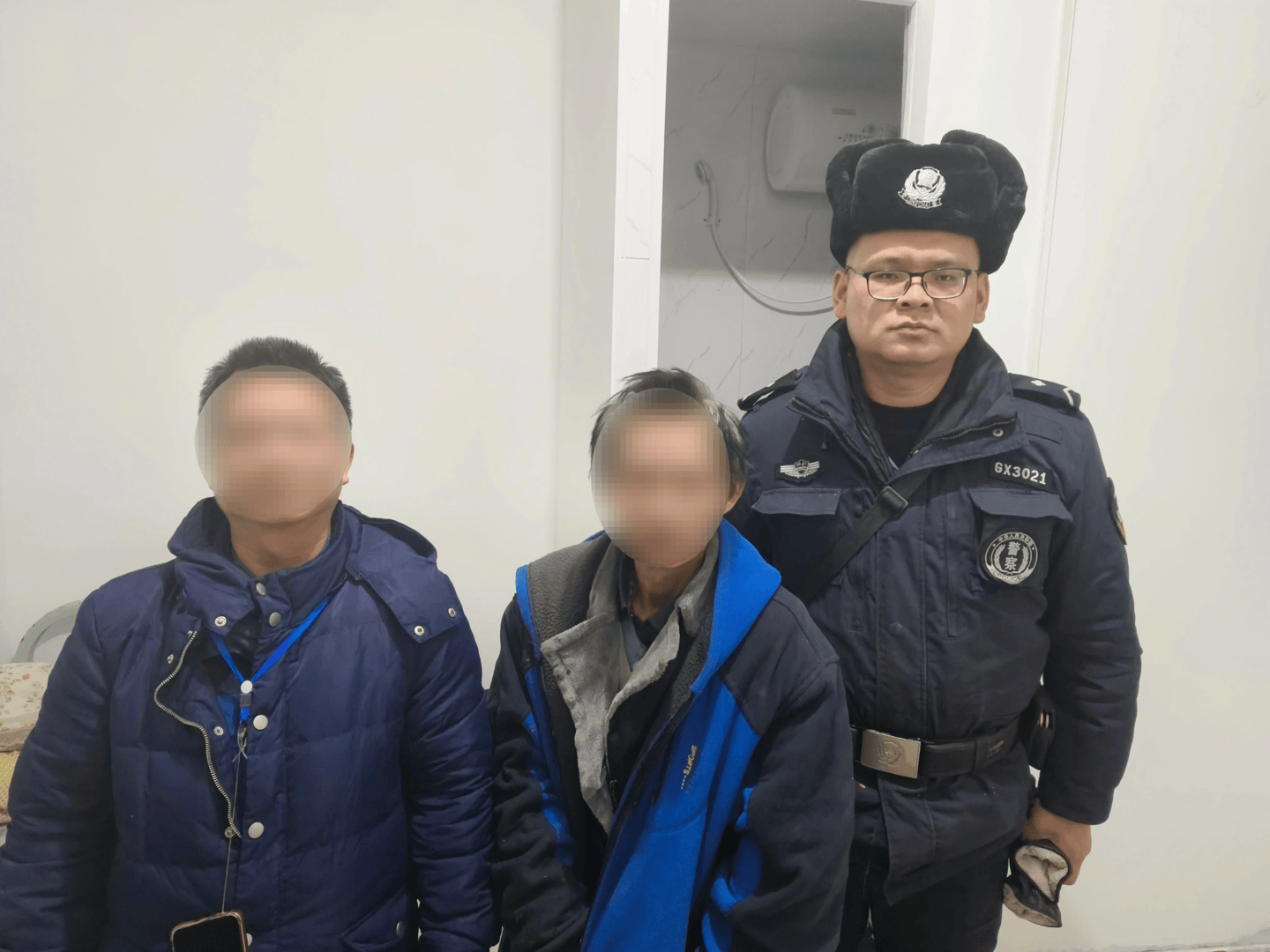 介绍个信用盘网址_男子失联17年流落乌鲁木齐打工生病介绍个信用盘网址,警方相助帮他找到亲人!弟弟:我们一直在找他