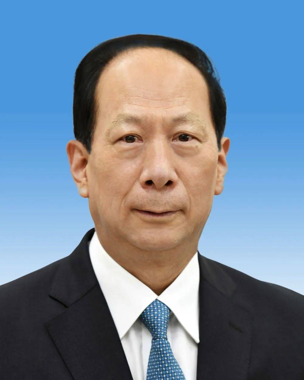 皇冠信用网代理
_石泰峰任中央组织部部长皇冠信用网代理
,李干杰任中央统战部部长