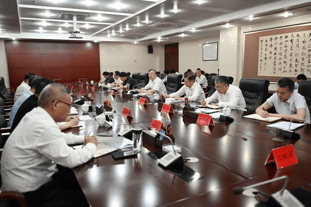 皇冠信用网结算日
_安庆市委连夜开会皇冠信用网结算日
,省纪委监委宣布有关处理决定,常委会组成人员逐一表态:深刻汲取惨痛教训