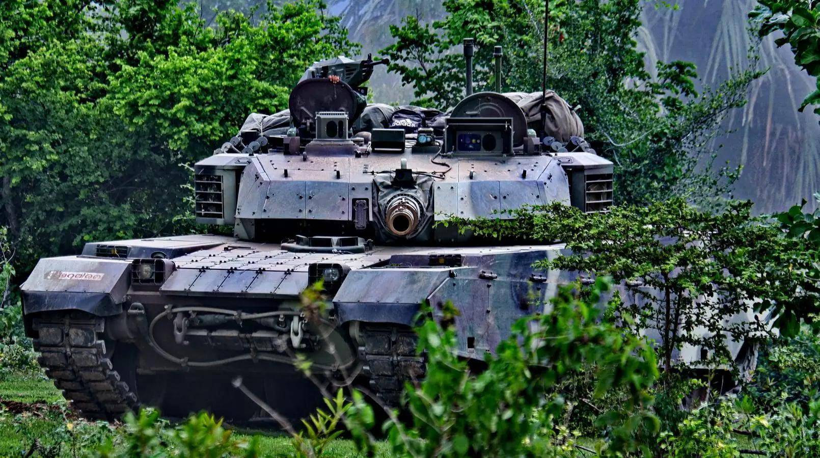 皇冠信用網登123出租_中国VT-4坦克首次实战皇冠信用網登123出租,将大战柬埔寨59D,泰国F-16战机火力支援