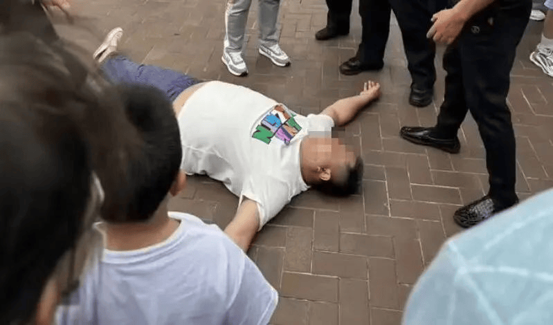 皇冠信用网代理注册_严重违反规定皇冠信用网代理注册!上海迪士尼通报:2年内禁止入园
