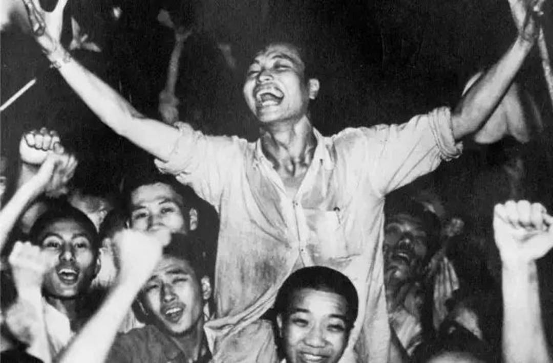 皇冠足球平台代理_80年前的今天皇冠足球平台代理,日本无条件投降!