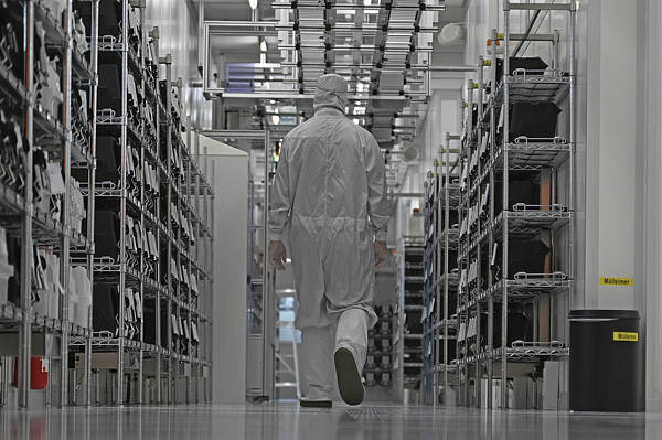 皇冠体育App下载_“强制”接管中资芯片企业皇冠体育App下载，荷兰急辩：不是美国让干的，纯属巧合