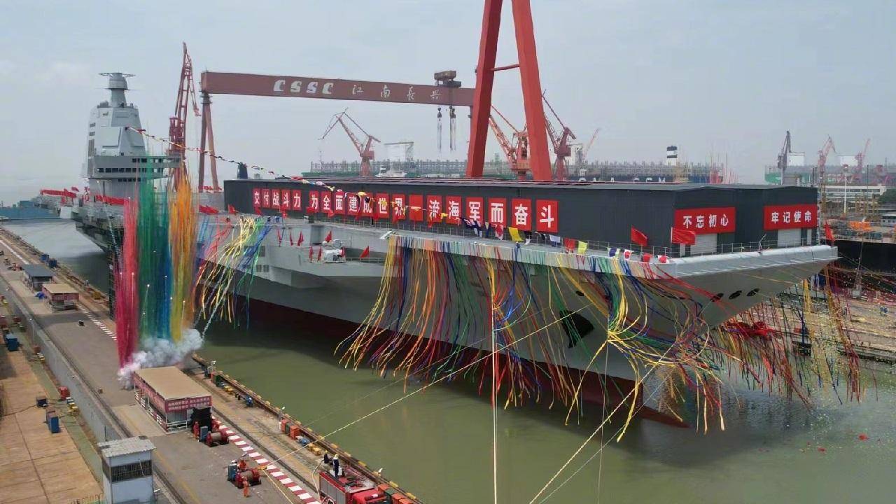 足球平台出租代理
_外媒:中国开建全球最大航母足球平台出租代理
,12万吨核动力,改写亚太海战规则?