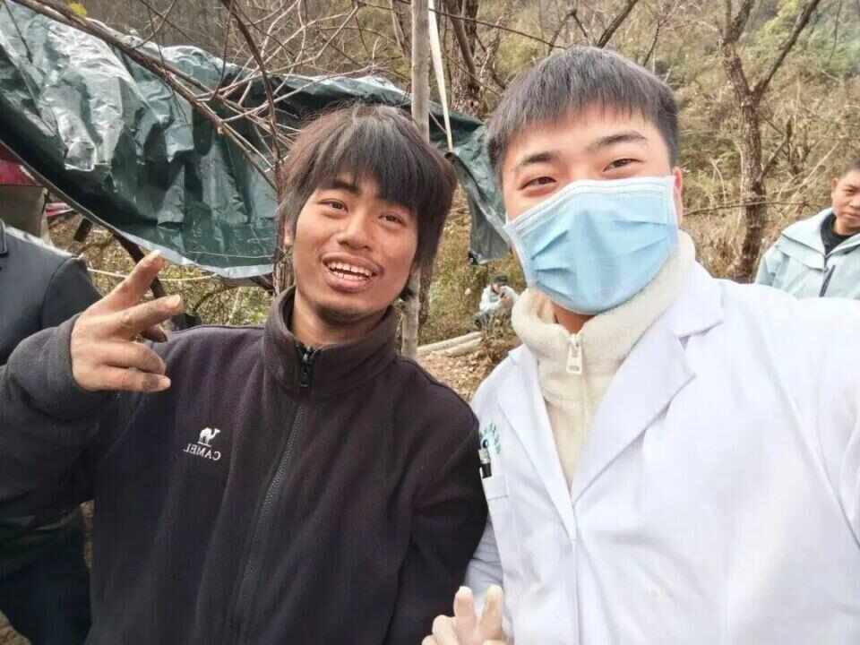 皇冠信用盘账号注册
_张家界七星山荒野求生5名选手血钾超标 目前15人没人退赛