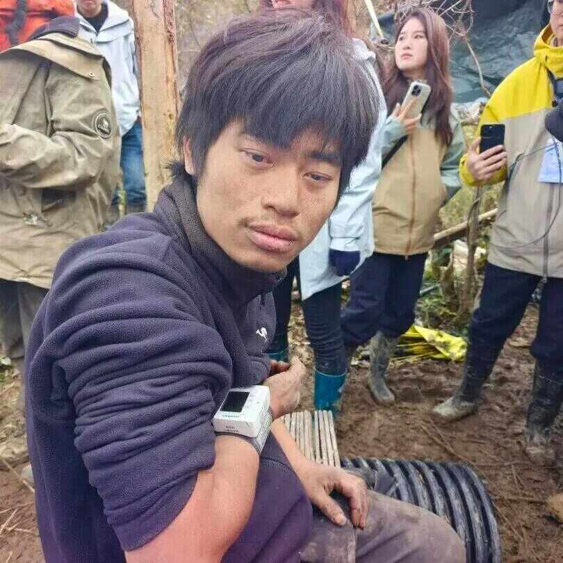 皇冠信用盘账号注册
_张家界七星山荒野求生5名选手血钾超标 目前15人没人退赛