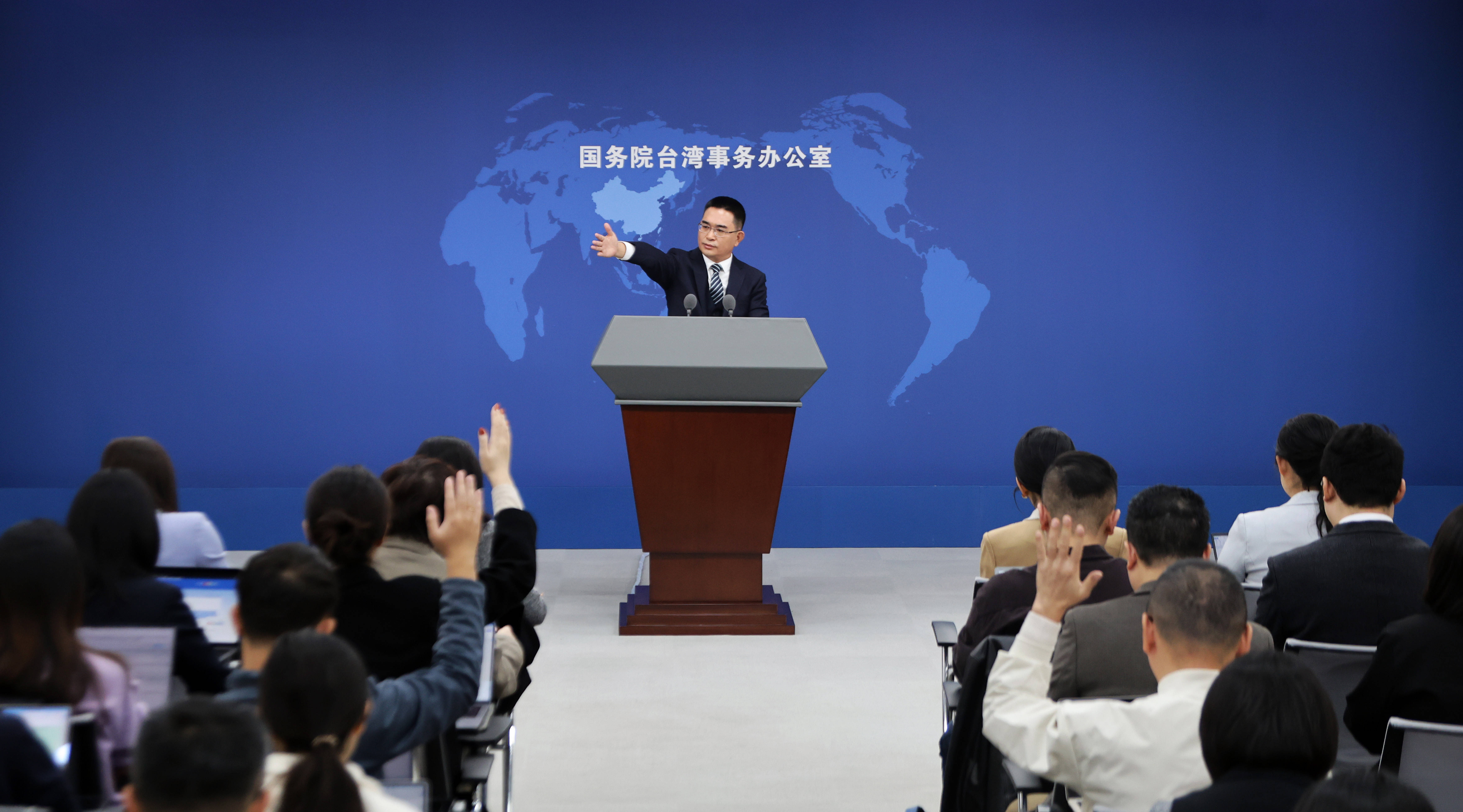 皇冠信用出租足球
_国台办:越早实现祖国统一皇冠信用出租足球
,越有利于台湾同胞过上更好日子