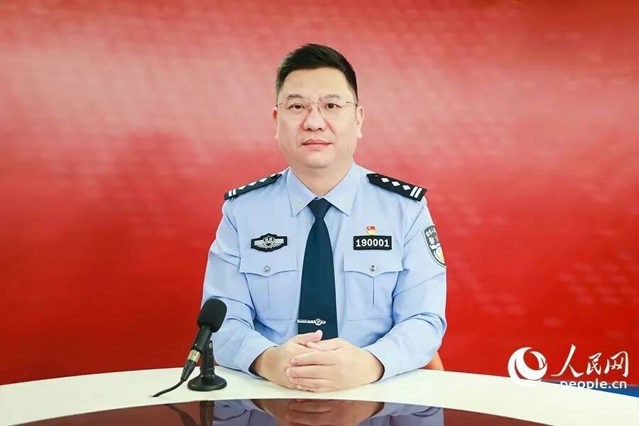 哈萨克斯坦U21 vs英格兰U21
_福州市罗源县公安局局长叶炜琳:警惕“画饼”“套近乎” 筑牢反诈“防火墙”
